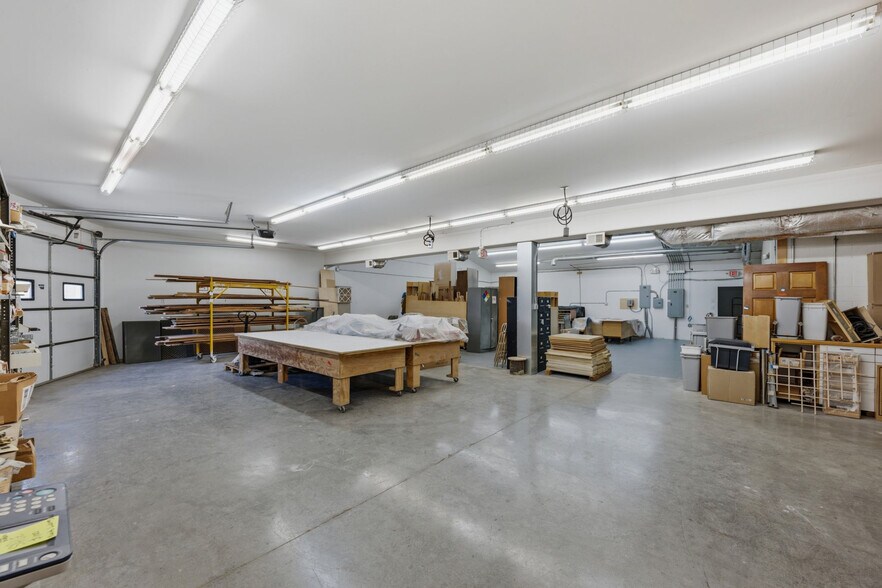 More Photos Of 2606 Westwood Dr, Nashville Light Distribution For Sale