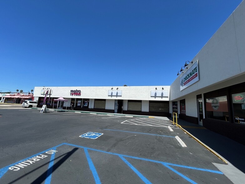 More Photos Of 453-461 Broadway, Chula Vista Unknown For Lease