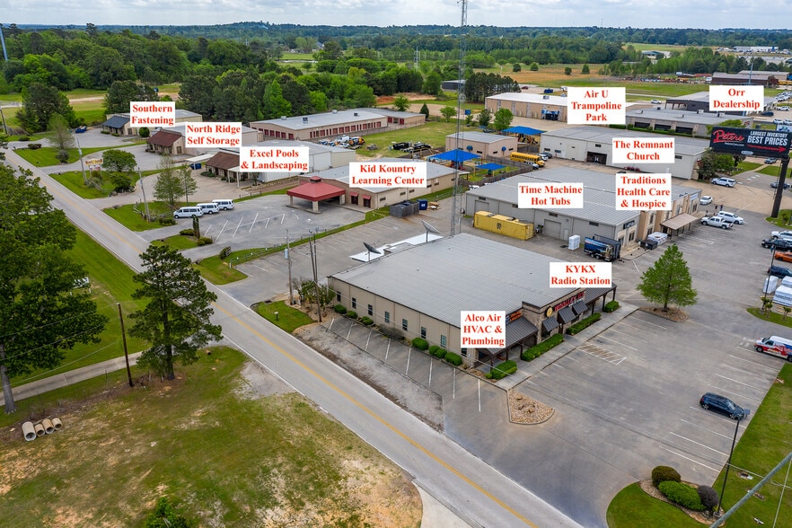 More Photos Of 4410 US Highway 259 N, Longview Storefront For Lease
