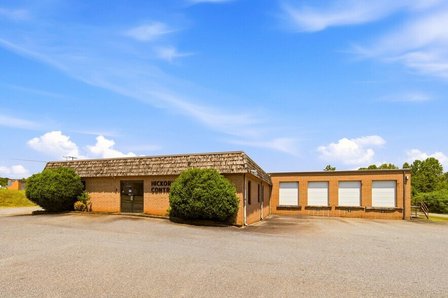 More Photos Of 7514 NC Hwy 10, Vale Manufacturing For Lease