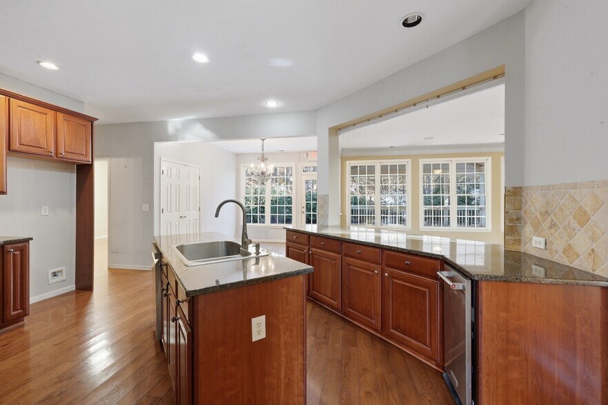 More Photos Of 6470 Georgia 400, Cumming Medical For Sale