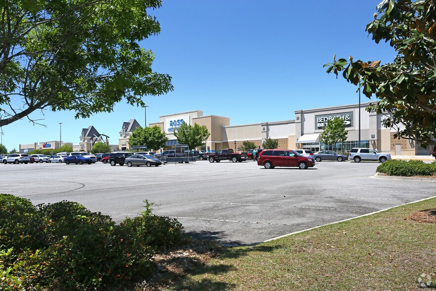 Primary Photo Of 1700 Norman Dr, Valdosta Unknown For Lease