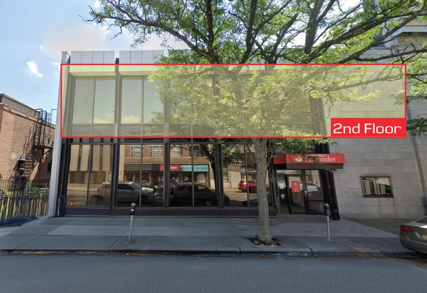 Primary Photo Of 210 Smith St, Perth Amboy Bank For Lease