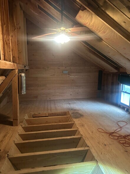 More Photos Of 198 Jackson St, Thompson Land For Sale