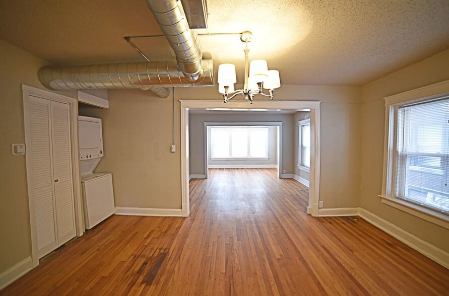 More Photos Of 4025-4027 Harrison St, Kansas City Apartments For Sale