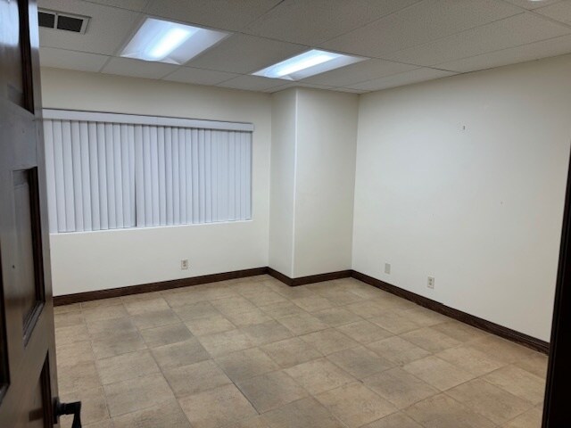 More Photos Of 15915 Ventura Blvd, Encino Office For Sale