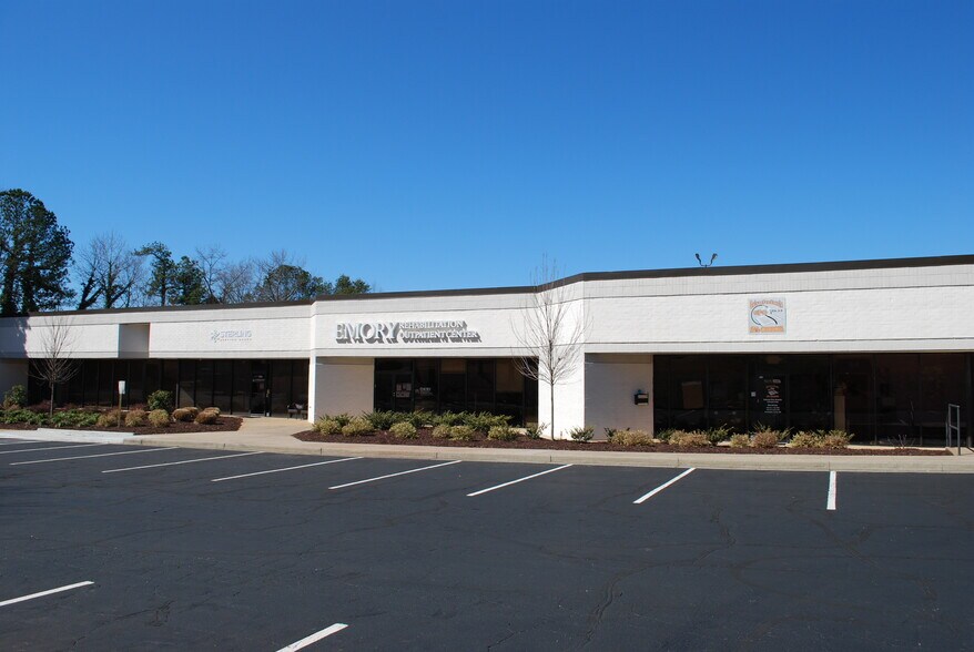 More Photos Of 5875 Peachtree Industrial Blvd, Norcross Unknown For Lease