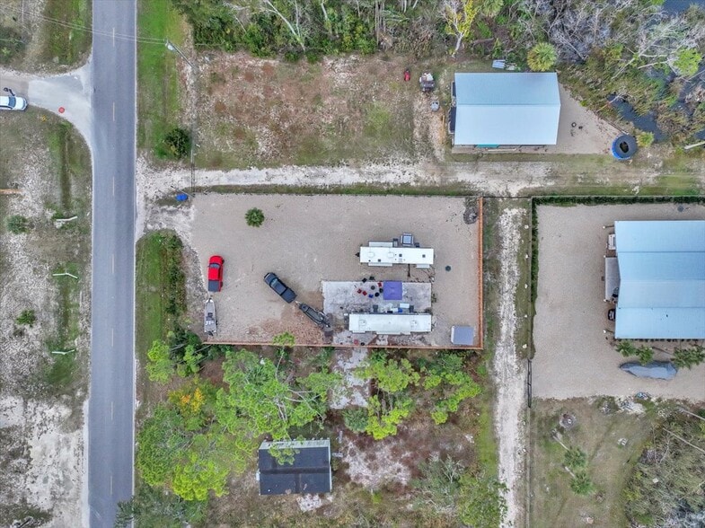 More Photos Of 516 2nd NW st, Steinhatchee Specialty For Sale