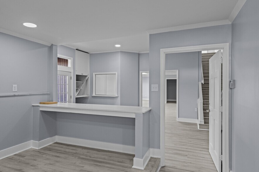 More Photos Of 208 Penny Ln, Morehead City Medical For Sale