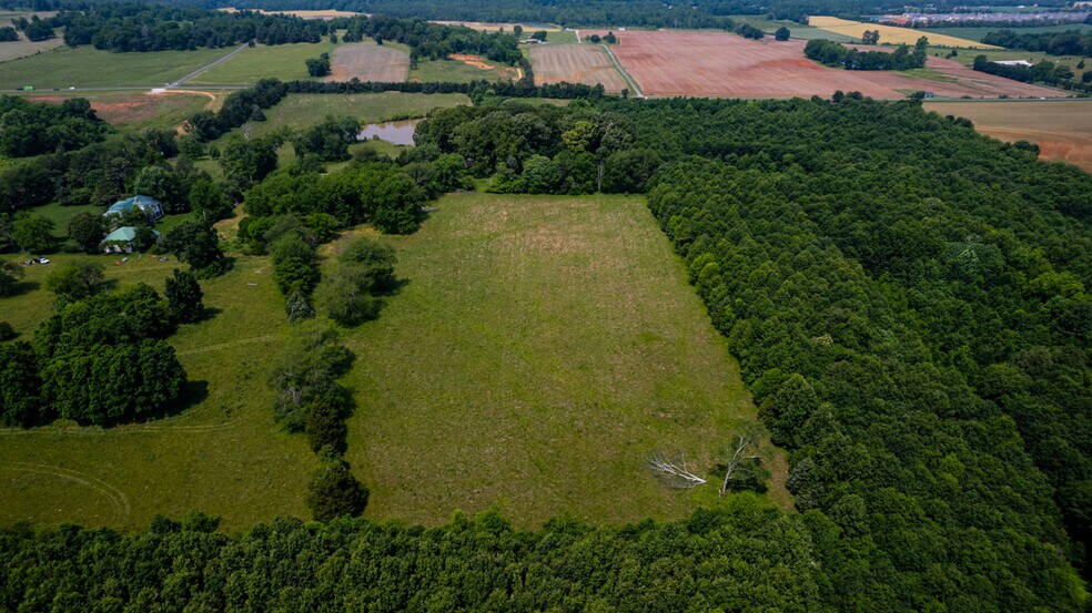 More Photos Of 8042 Pulaski Pike, Toney Land For Sale