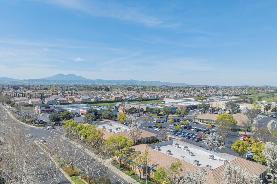 More Photos Of 1181 Central Blvd, Brentwood Medical For Lease