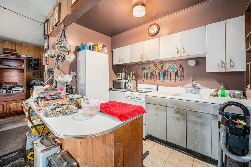 More Photos Of 155 Main St, Rollinsville Auto Salvage Facility For Sale