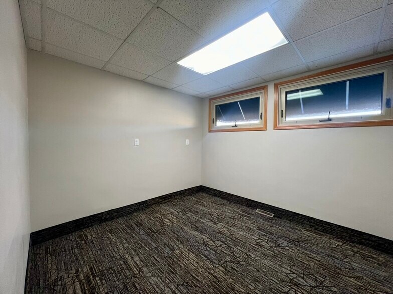 More Photos Of 530 W Pleasant St, Mankato Medical For Lease