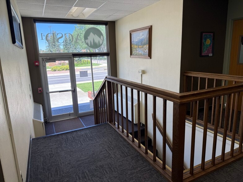 More Photos Of 1948 E Grand Ave, Laramie Office For Lease