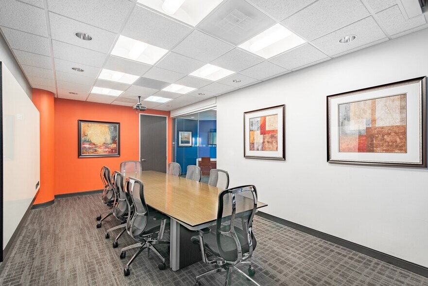 More Photos Of 4830 W Kennedy Blvd, Tampa Coworking Space