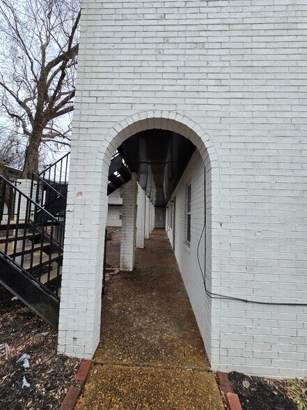 More Photos Of 1695 Ontario Ave, Memphis Apartments For Sale
