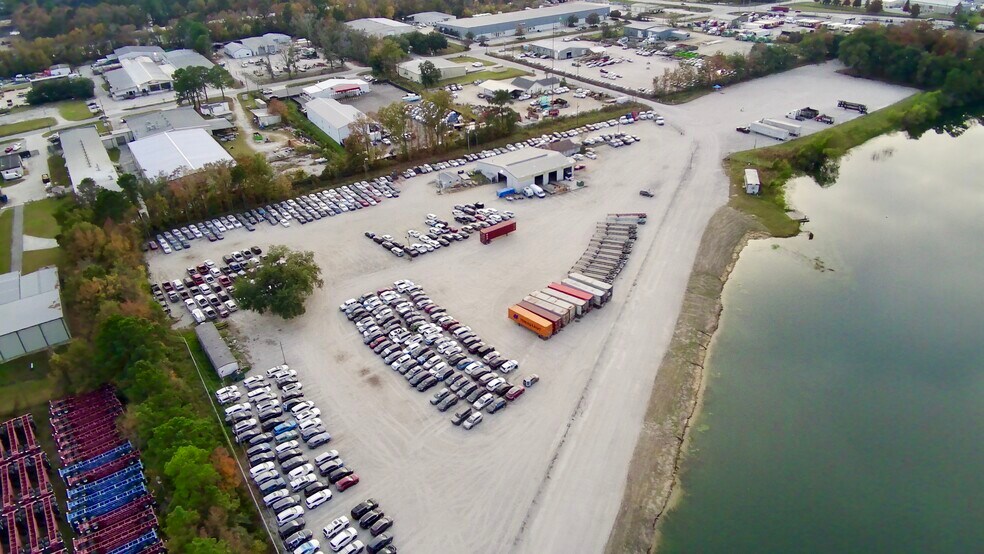 Primary Photo Of 28 Telfair Pl, Savannah Warehouse For Lease