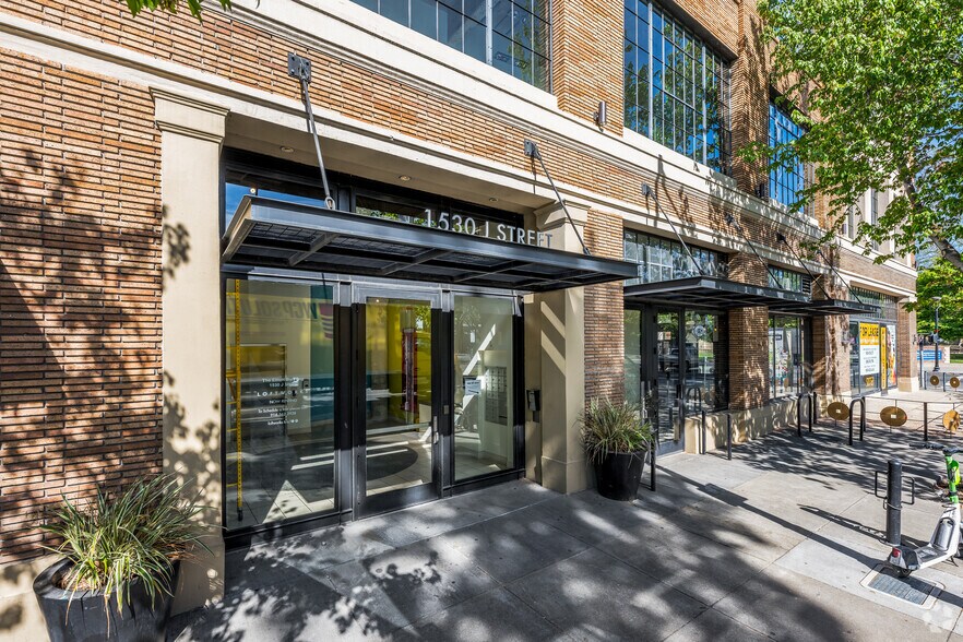 More Photos Of 1530 J St, Sacramento Apartments For Lease