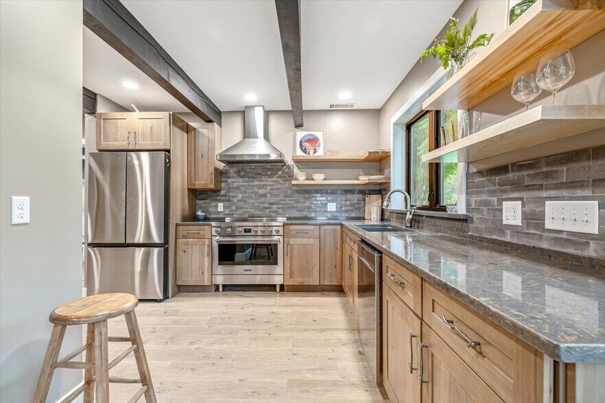 More Photos Of 722 Babbling Brook Rd, Bakersfield Specialty For Sale