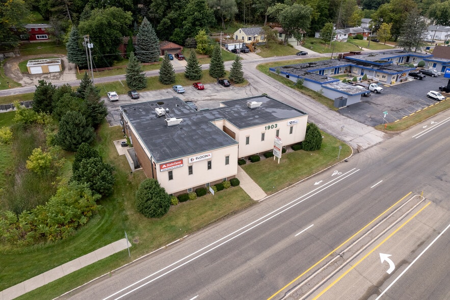More Photos Of 1903 S Broadway, Rochester Office For Lease