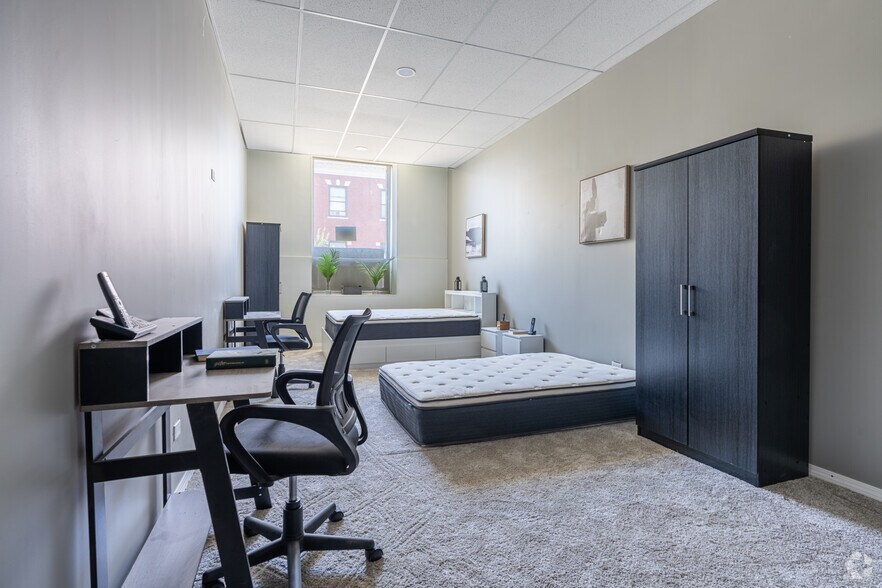 More Photos Of 4192 S Archer Ave, Chicago General Retail For Sale