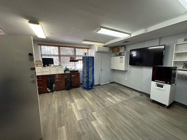 More Photos Of 3037-3041 Brighton 2nd St, Brooklyn Apartments For Sale