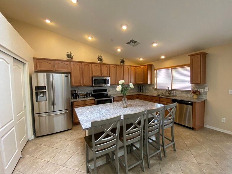 More Photos Of 23026 W Gardenia Dr, Buckeye Assisted Living For Sale