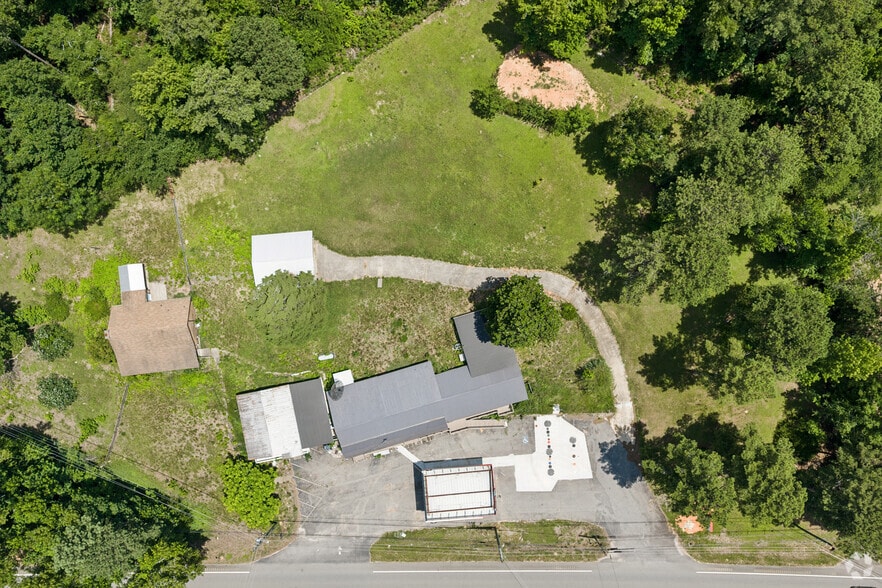 More Photos Of 488 W GA Highway 49, Milledgeville Convenience Store For Sale