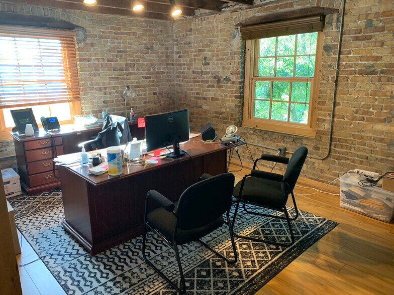 More Photos Of 2802 N Howard Ave, Tampa Loft Creative Space For Lease