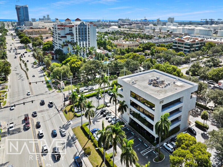 More Photos Of 910 SE 17th St, Fort Lauderdale Office For Lease