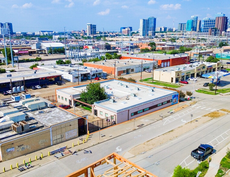 More Photos Of 801 Core St, Dallas Freestanding For Sale