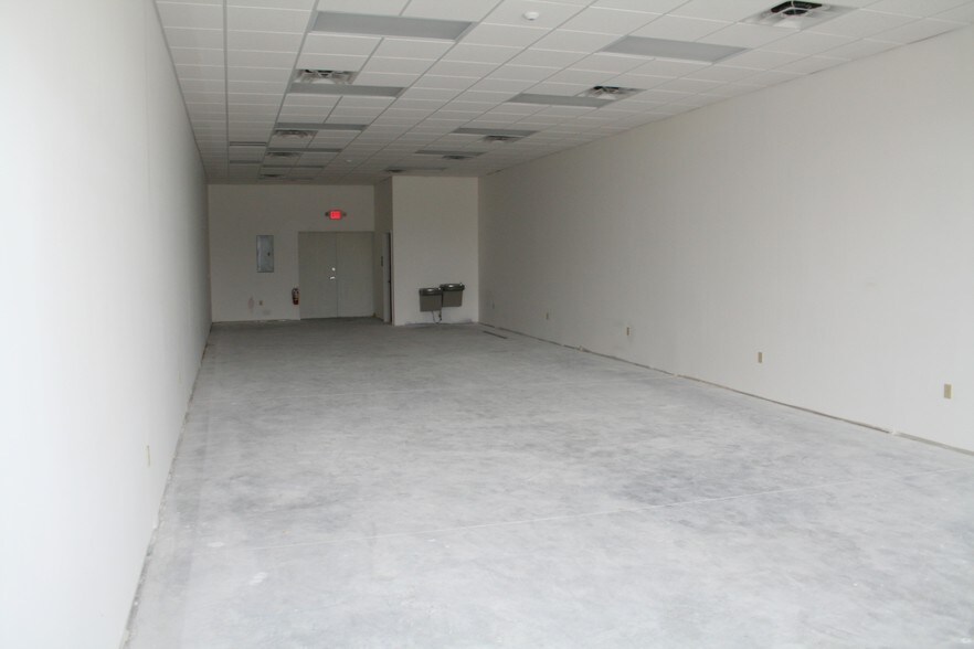 More Photos Of 270 NW Peacock Blvd, Port Saint Lucie Storefront Retail Office For Lease