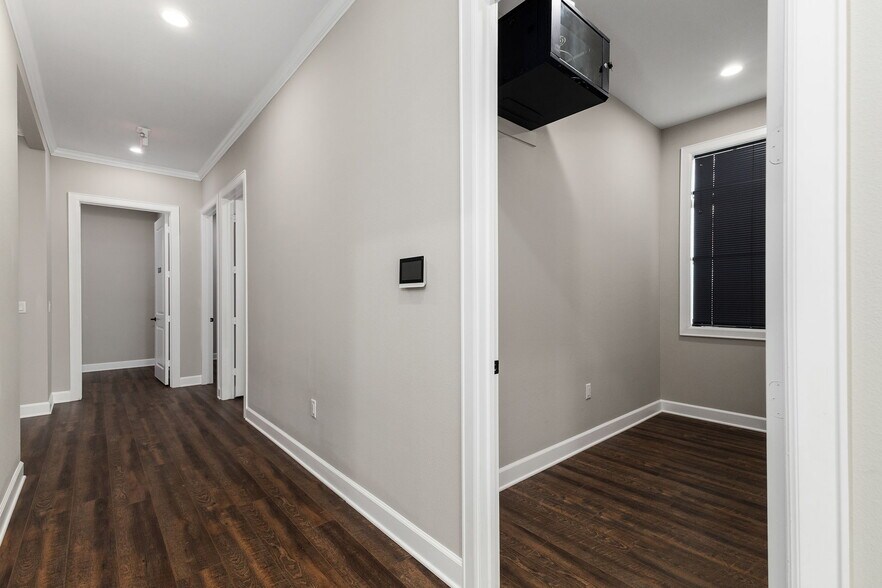 More Photos Of 2043 N Mason Rd, Katy Loft Creative Space For Sale