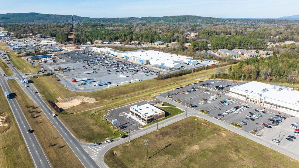 More Photos Of 41375 US Highway 280, Sylacauga Storefront For Lease