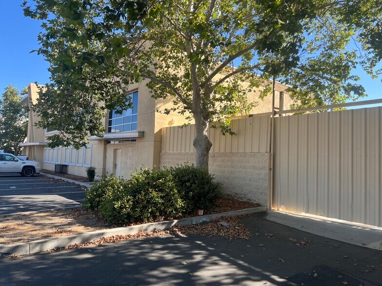 More Photos Of 4240 Hallmark Pky, San Bernardino Medical For Sale