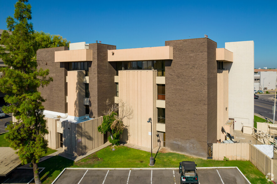 Primary Photo Of 515 W Buckeye Rd, Phoenix Medical For Lease