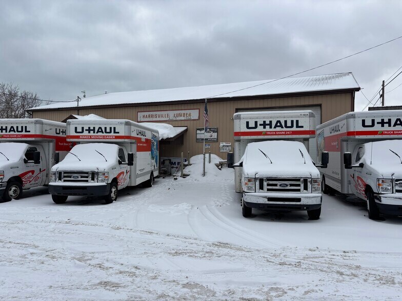 More Photos Of 117 U.S. 23 Hwy, Harrisville General Retail For Sale