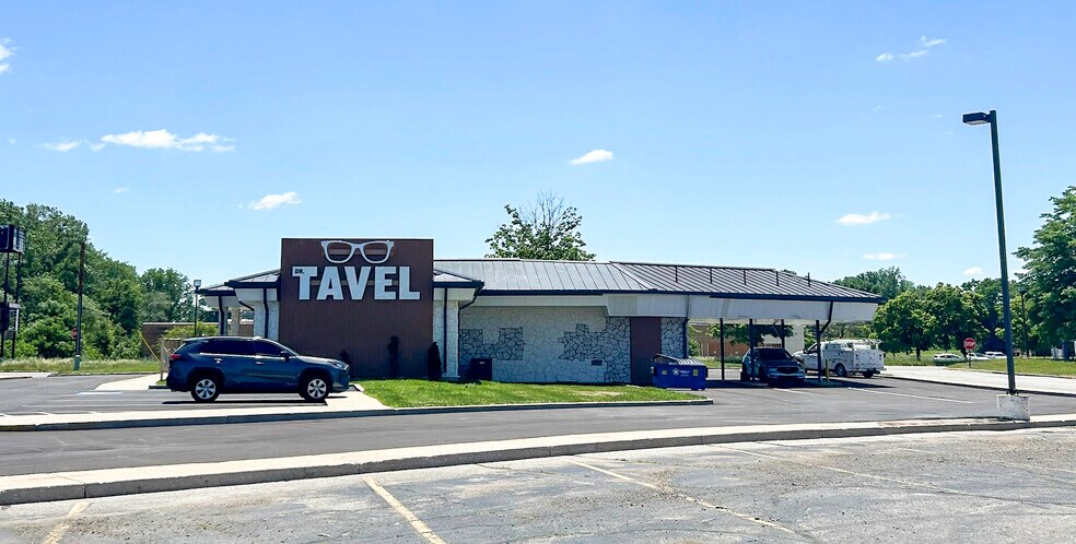 More Photos Of 3701 S Main St, Elkhart Warehouse For Lease