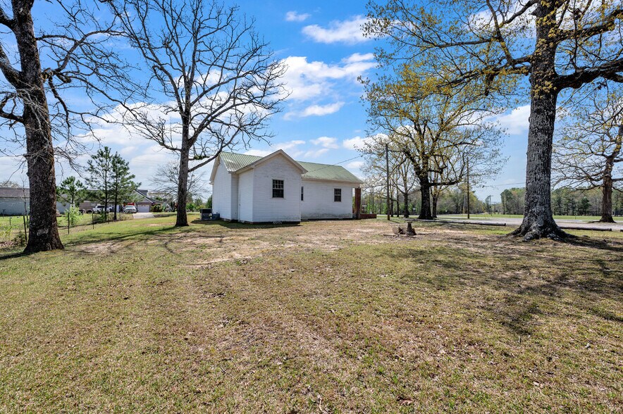 More Photos Of 4826 Co 217 rd, Hillsboro Specialty For Sale