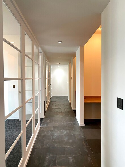 More Photos Of 1005 S 76th Ave, Omaha Medical For Lease