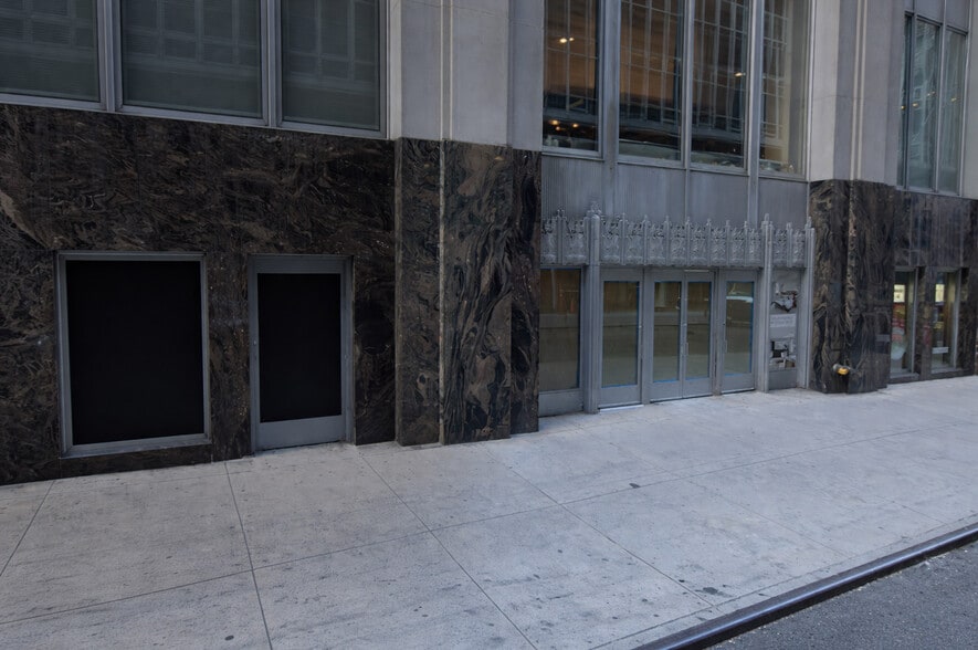Primary Photo Of 70 Pine St, New York Apartments For Lease