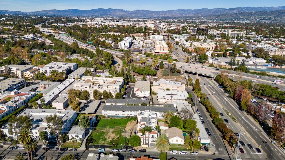 More Photos Of 4215 Vineland Ave, Studio City Apartments For Sale