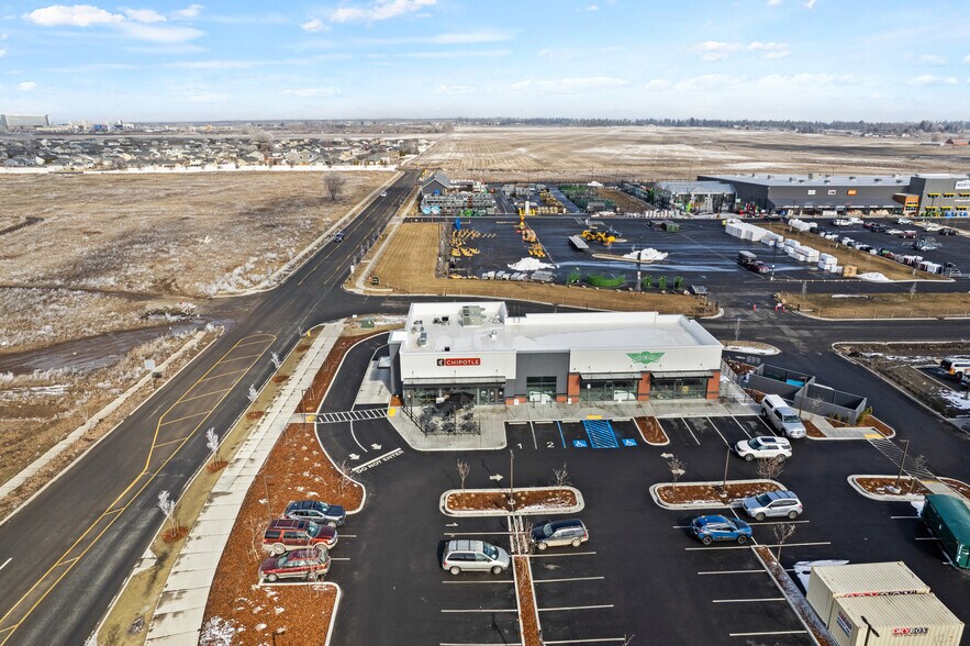 More Photos Of 9226 West US 2, Spokane Storefront For Sale