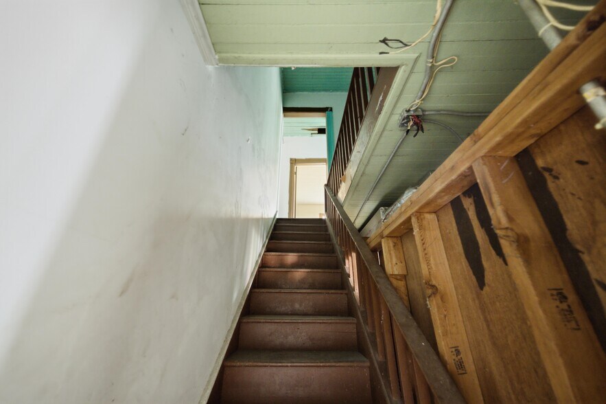 More Photos Of 120 N Main St, Bushnell Office Residential For Sale