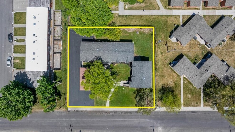 More Photos Of 1625 Shoup Ave E, Twin Falls Apartments For Sale