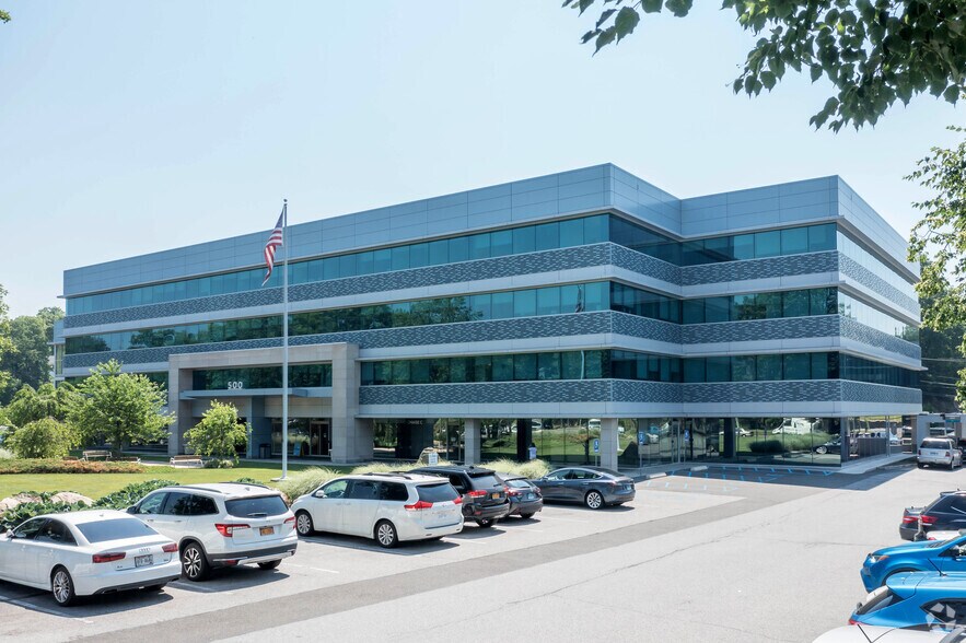 More Photos Of 500 W Putnam Ave, Greenwich Office For Lease