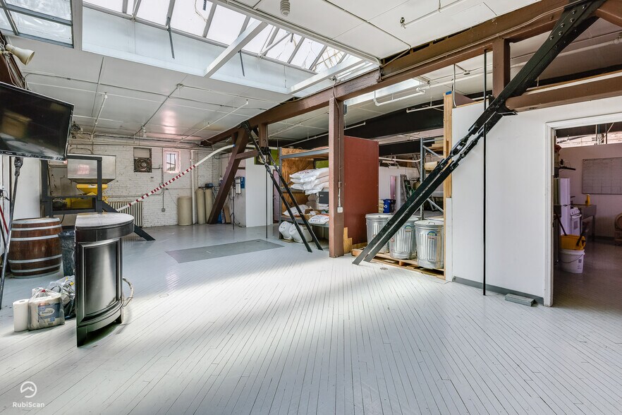 More Photos Of 11314 S Front Ave, Chicago Warehouse For Sale