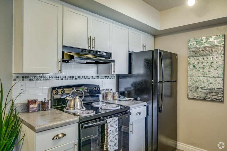 More Photos Of 8530 N 22nd Ave, Phoenix Apartments For Sale