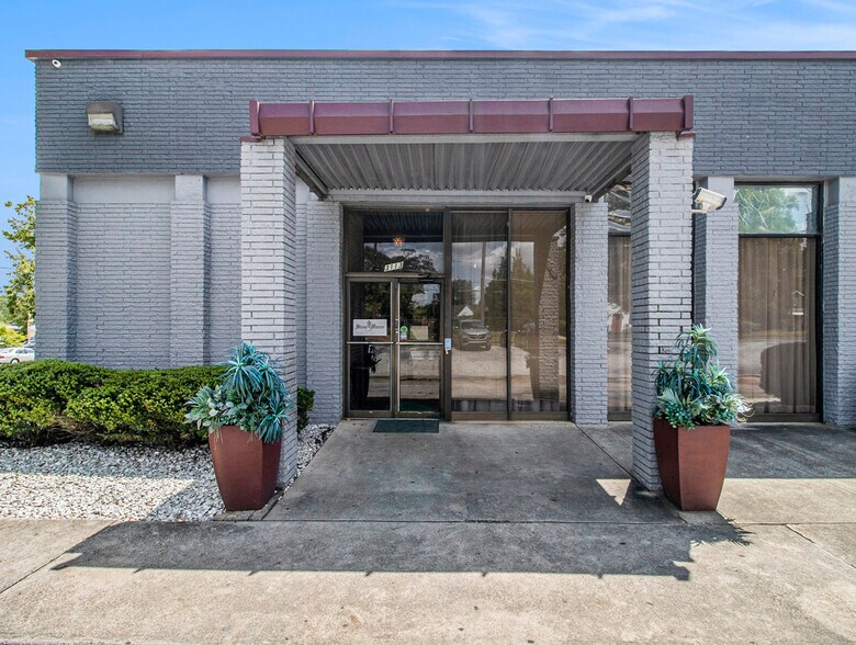 More Photos Of 3113 Stone Mountain St, Lithonia Storefront Retail Office For Sale