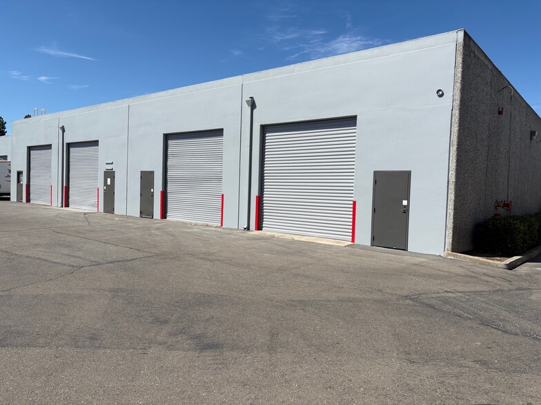 More Photos Of 2538 N West Ln, Stockton Warehouse For Lease